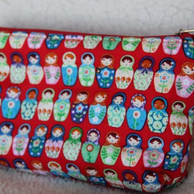 Estojo Matrioskas Vermelhas